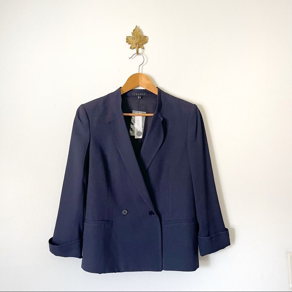 Theory Jubilee Bastian Navy Blue Blazer size 10 NWT $425.00